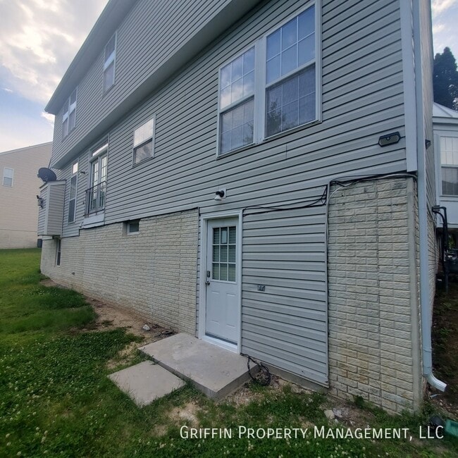 10308 Grandhaven Ave in Upper Marlboro, MD - Building Photo - Building Photo