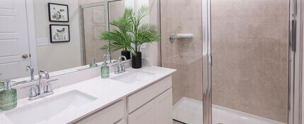 918 Clearhaven Ln in Fuquay Varina, NC - Building Photo - Building Photo