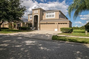 10811 Breaking Rocks Dr in Tampa, FL - Building Photo