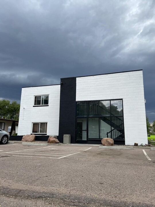 Brookside Apartments in Colorado Springs, CO - Building Photo