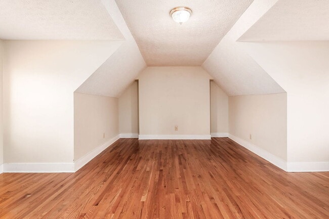 1371 Summit St in Columbus, OH - Building Photo - Building Photo