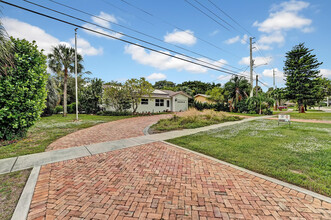 364 NW 35th St in Boca Raton, FL - Building Photo - Building Photo