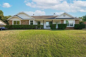421 Augustine Dr in Euless, TX - Building Photo - Building Photo