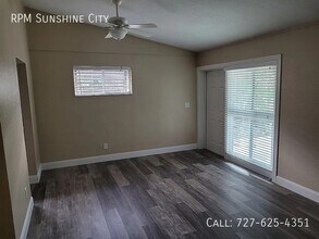 1628 Pine St in Largo, FL - Building Photo - Building Photo