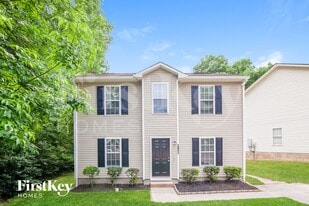 3021 Seymour Dr in Charlotte, NC - Building Photo