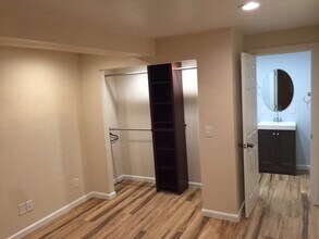 9625 Grossmont Summit Dr in La Mesa, CA - Building Photo - Building Photo