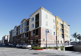 Tralee Village Apartments in Dublin, CA - Foto de edificio - Building Photo