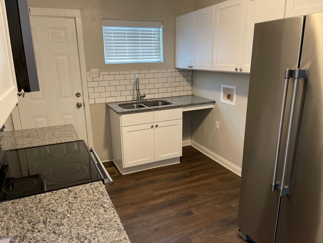 property at 1308 Ivy St