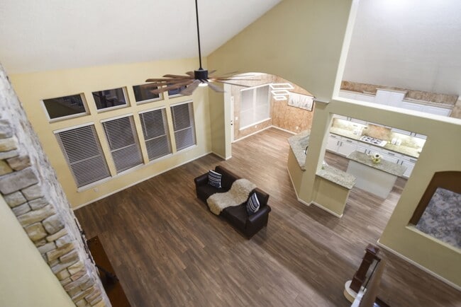 23030 N Warmstone Way in Katy, TX - Foto de edificio - Building Photo