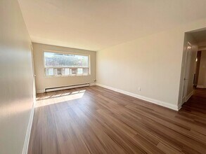 280 Lorne Ave in Kitchener, ON - Building Photo - Building Photo