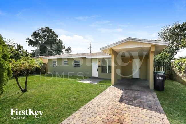 5350 NW 12th St in Lauderhill, FL - Building Photo - Building Photo