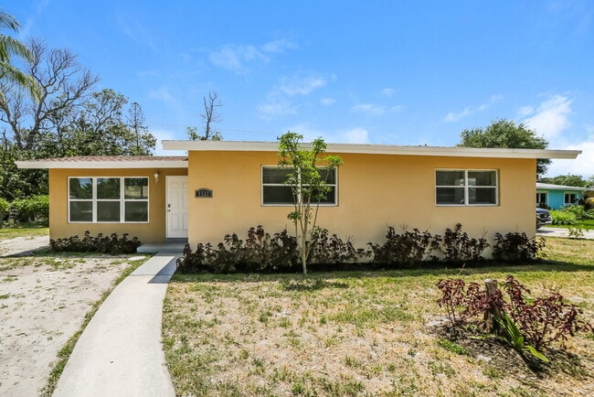 property at 1522 NW 10th Ave