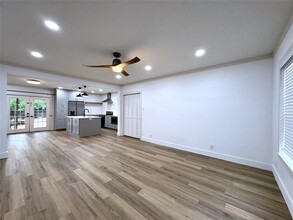 1912 McDuffie St in Houston, TX - Building Photo - Building Photo