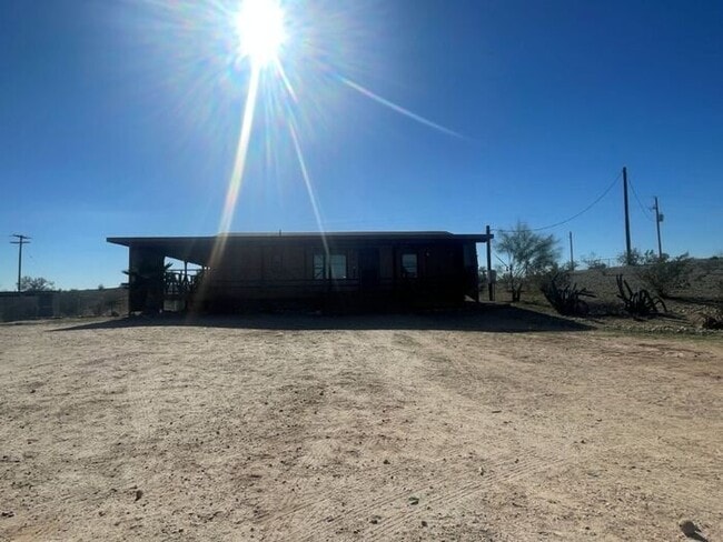 property at 21620 W Narramore Rd