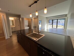 211 W Scott St in Chicago, IL - Building Photo - Building Photo