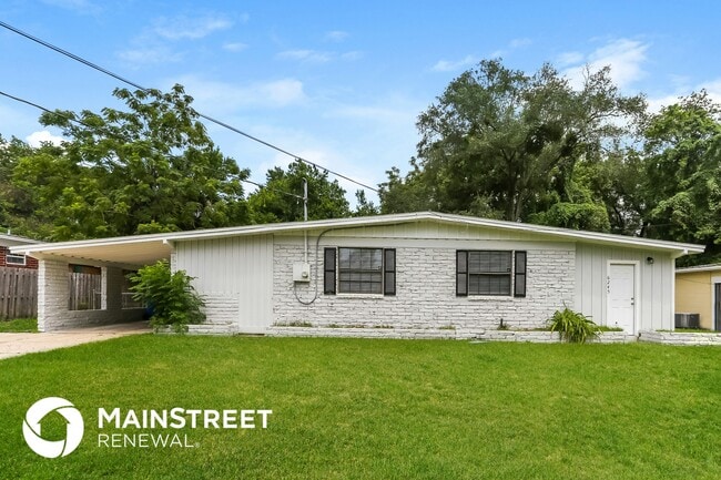 property at 6245 Green Pine Ln