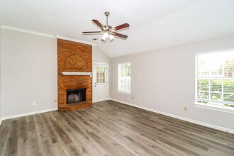 3158 Clubview Cove N in Lakeland, TN - Building Photo - Building Photo