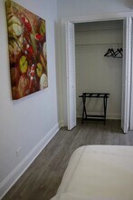 712 W Briar Pl in Chicago, IL - Building Photo - Building Photo