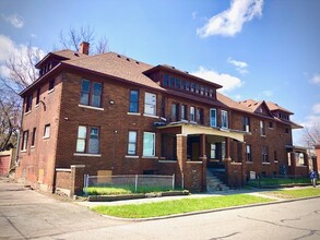 456 Alger St in Detroit, MI - Building Photo - Building Photo