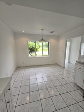 31 SW 10th St in Dania Beach, FL - Building Photo - Building Photo