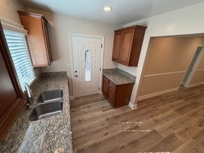 71 Suffolk Ave in Sierra Madre, CA - Building Photo - Building Photo