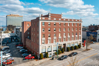 Monte Cristo Hotel in Everett, WA - Building Photo - Building Photo