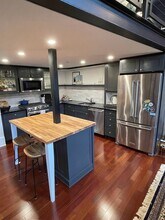 1315 Independence Ave SE, Unit 7 in Washington, DC - Foto de edificio - Building Photo