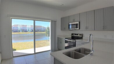 3191 Skyline Lp in Kissimmee, FL - Building Photo - Building Photo