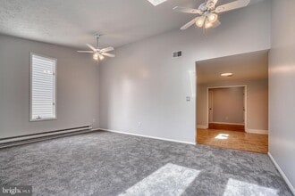 427 Greenwood Rd in Linthicum Heights, MD - Building Photo - Building Photo