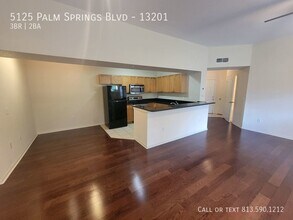 5125 Palm Springs Blvd-Unit -13201 in Tampa, FL - Building Photo - Building Photo