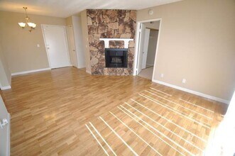 12249 Oxnard St, Unit 105 in Los Angeles, CA - Building Photo - Building Photo