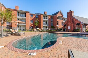 Monarch Medical Center in Houston, TX - Building Photo