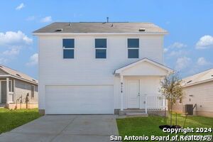 9118 Coronal Rings in San Antonio, TX - Building Photo