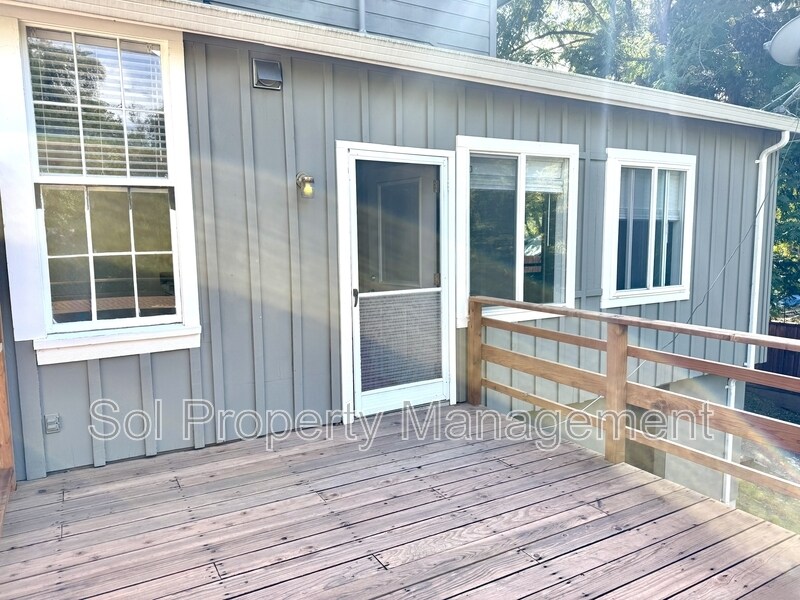 9525 Brookside Ave in Ben Lomond, CA - Building Photo