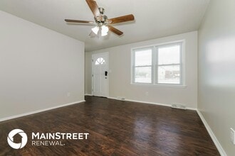 11515 N Charlotte St, Unit 36202 in Kansas City, MO - Foto de edificio - Building Photo