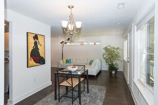 12510 Naomilawn Dr SW in Tacoma, WA - Building Photo