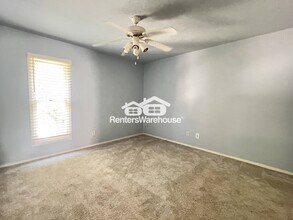 5928 Sandhurst Ln in Dallas, TX - Foto de edificio - Building Photo