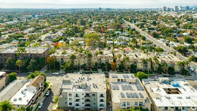 2245 Beverly Glen Blvd. in Los Angeles, CA - Building Photo - Building Photo