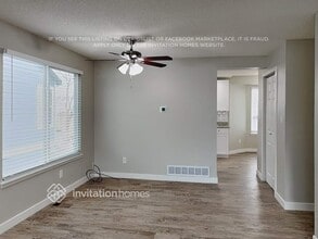 10418 Strasburg Way in Parker, CO - Foto de edificio - Building Photo