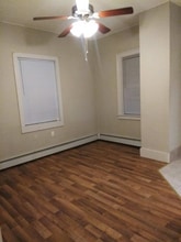 17 W 27th St in Minneapolis, MN - Foto de edificio - Building Photo