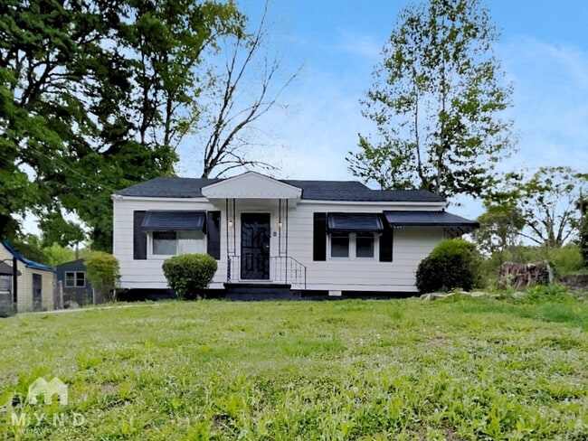 property at 324 Autumn Ln SW