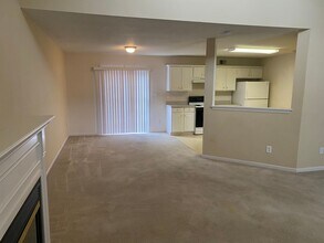 8705 Hidden Grove Pl in Louisville, KY - Building Photo - Building Photo