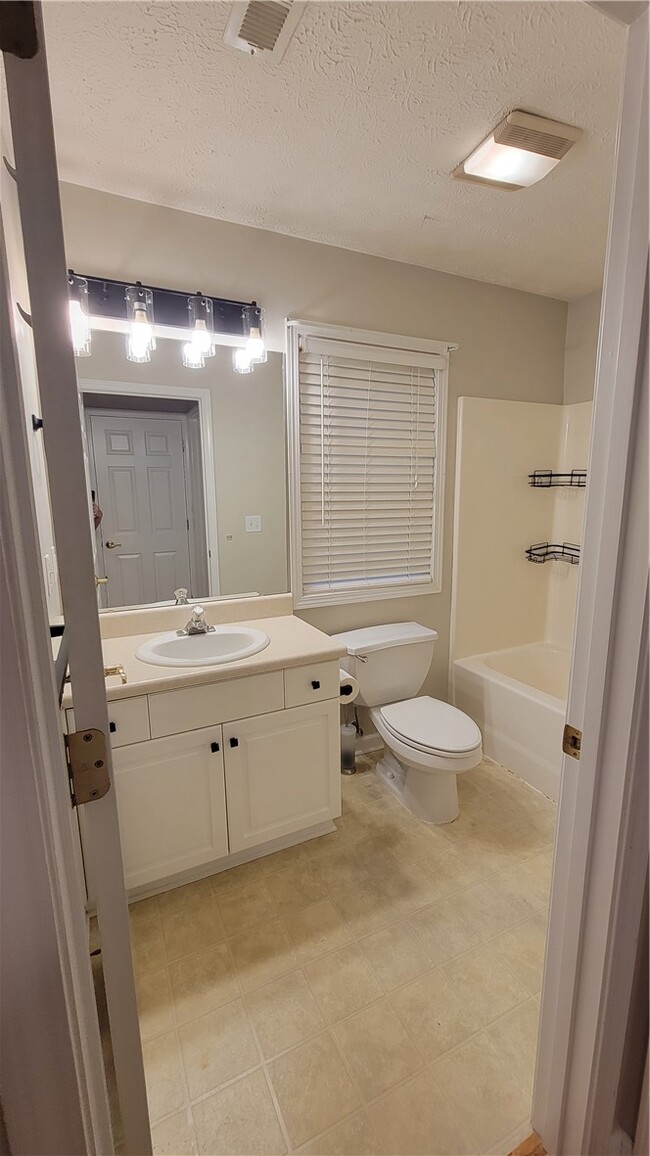 property at 123 Perkins Pl