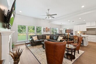 31889 Marvanna Dr in Spanish Fort, AL - Building Photo - Building Photo