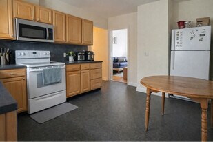 288 Boston Ave in Medford, MA - Building Photo