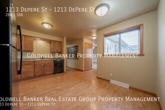 1213 Depere St in Menasha, WI - Building Photo - Building Photo