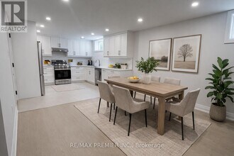 115 Mapes Ave in Vaughan, ON - Building Photo - Building Photo