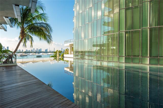 1300 Monad Ter, Unit 11B in Miami Beach, FL - Foto de edificio