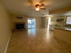 2818 E St Johns Pkwy in Visalia, CA - Building Photo - Building Photo