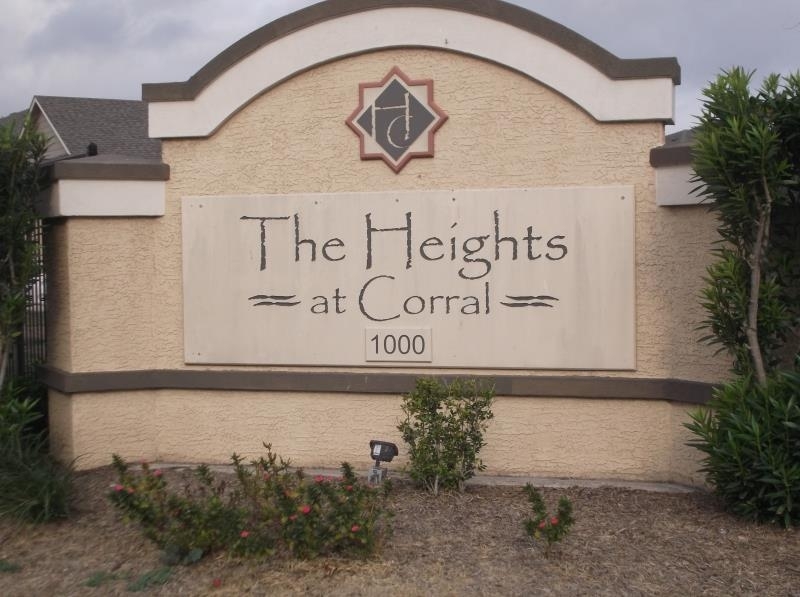 Heights at Corral Apartments in Kingsville, TX - Foto de edificio